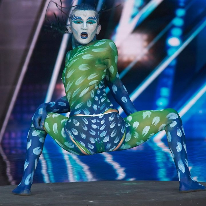 لجنة تحكيم عرب غوت تالنت تعيش صدمة من عرض تحول مشترك فيه إلى حشرة!