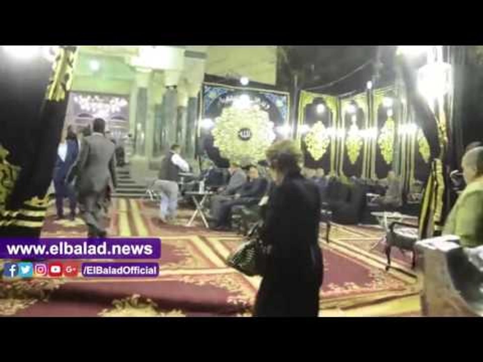 صدى البلد | وحيد حامد وصلاح عبد الله ولبلبة أول الحضور فى عزاء والدة شريف عرفة