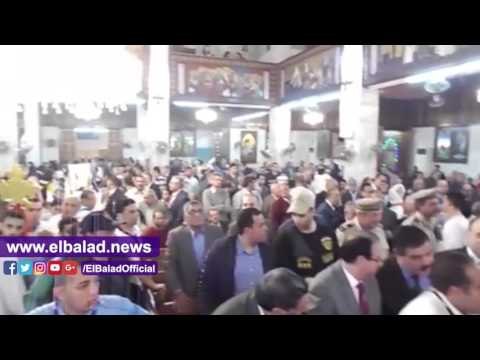 صدى البلد | محافظ الدقهلية يشارك بقداس عيد القيامة بالكاتدرائية لأول مرة