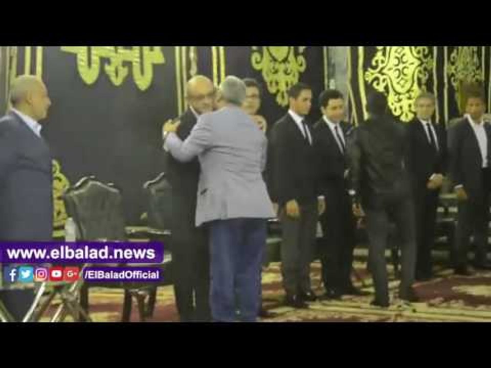 صدى البلد | محمد العدل وروبي في عزاء والدة شريف عرفة