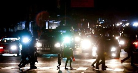 Venezuela'daki Elektrik Kesintisi Ölümlere Neden Olmaya Başladı