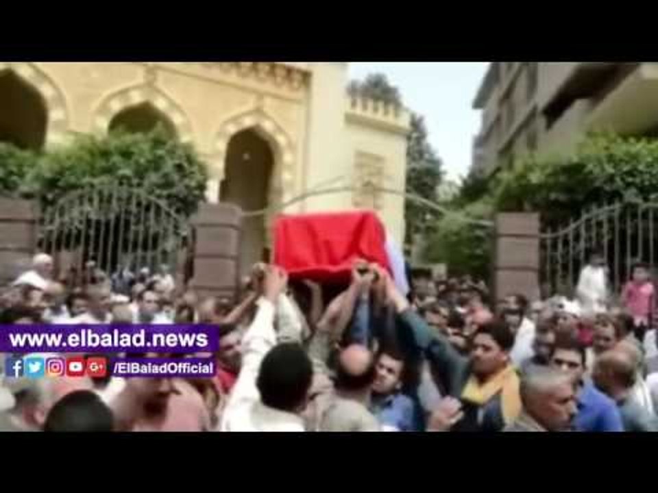 صدى البلد | محافظ بني سويف ومدير الأمن يتقدمان مشيعي شهيد "العريش"