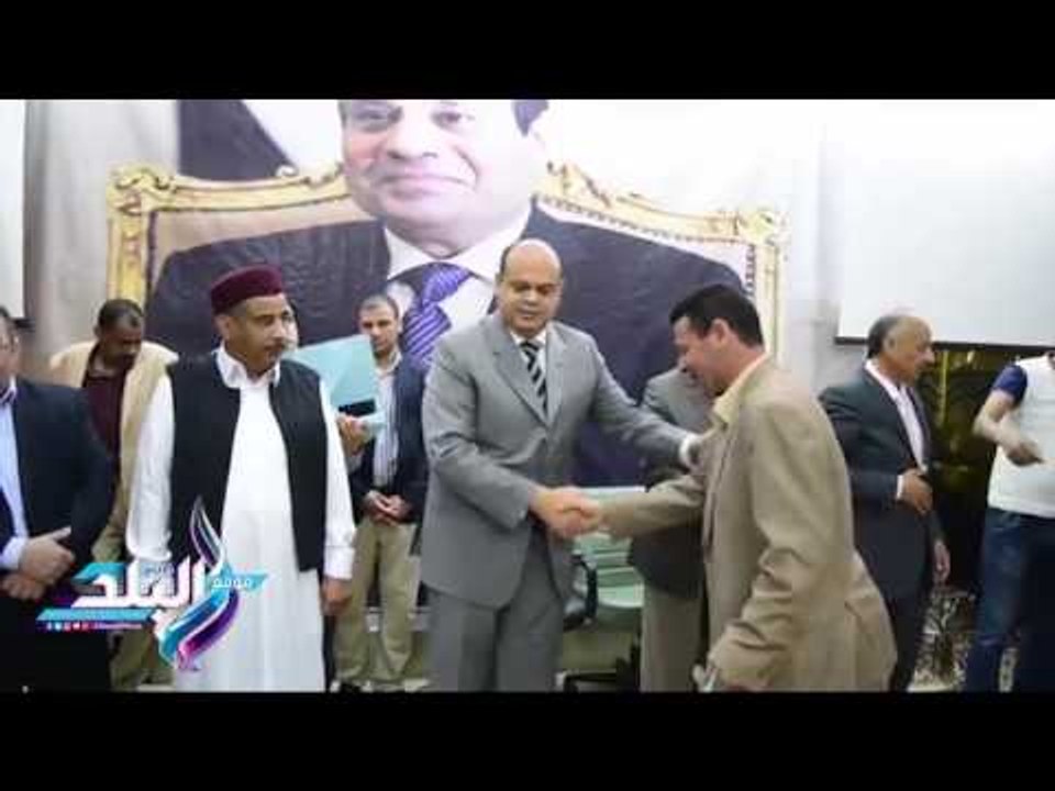 صدى البلد | محافظ مطروح يكرم 38 أُما وموظفا مثاليا بالاتحاد الرياضي