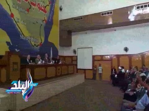 صدى البلد | محافظ جنوب سيناء يلتقي موظفى الديوان العام ويعلن توزيع بونات رمضان