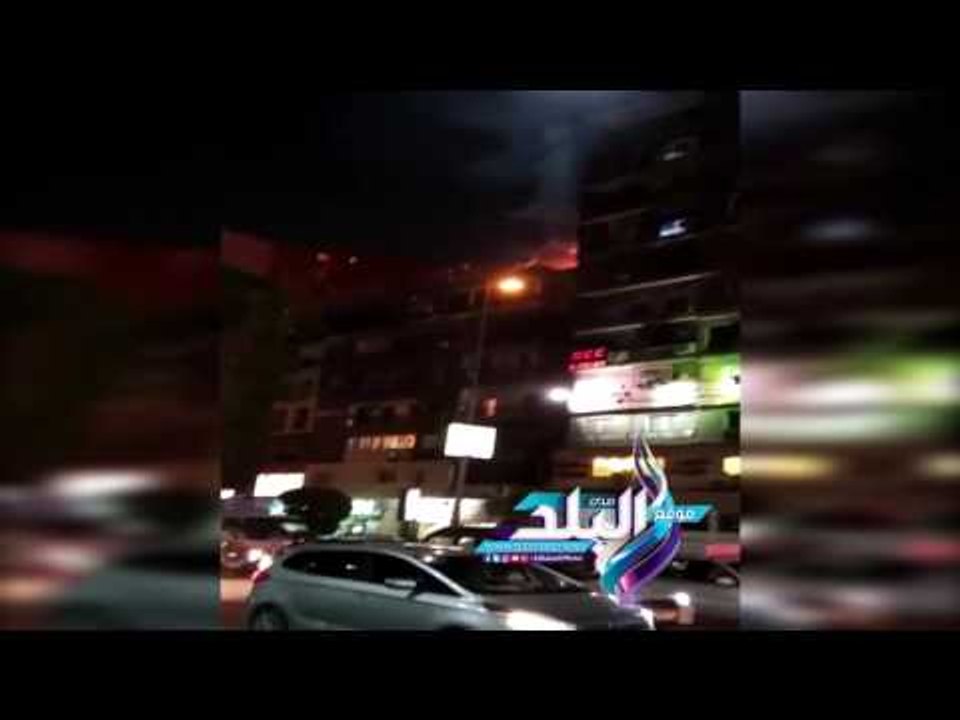 صدى البلد | حريق أعلى سطح عقار بشارع البطل أحمد...