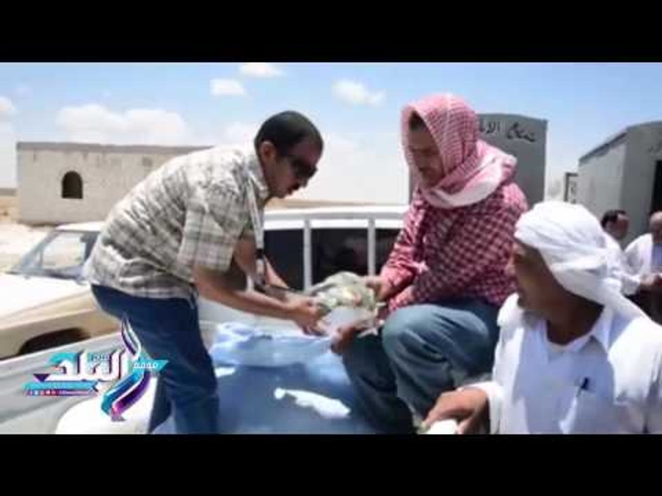 صدى البلد | محافظ مطروح يقدم هدايا رئيس الجمهورية للقرى الأكثر احتياجًا قبل عيد الفطر