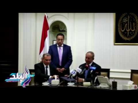 صدى البلد |محافظ البحر الأحمر ورئيس صندوق العشوائيات يوقعان بروتوكول تعاون لتطوير 7 مناطق بالغردقة