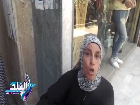صدى البلد | احدى الامهات بالدقهلية تفترش الارض باكية عقب الفيزياء: احنا تعبنا والله اكتر من ولادنا