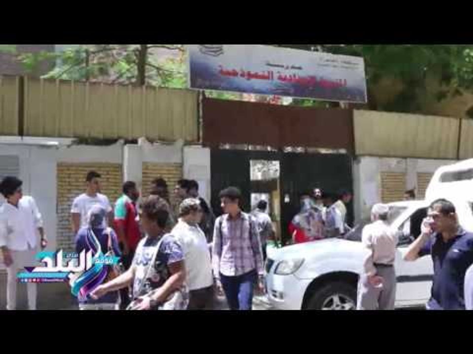 صدى البلد |  هدوء بمحيط مدرسة المنيرة عقب السيطرة علي حريق اليوم