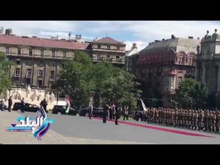 صدى البلد | الرئيس السيسي يضع اكليلا من الزهور على النصب التذكاري بالمجر