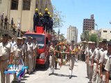 صدى البلد | محافظ الفيوم يتقدم الجنازة العسكرية لشهيد الإرهاب بالعريش