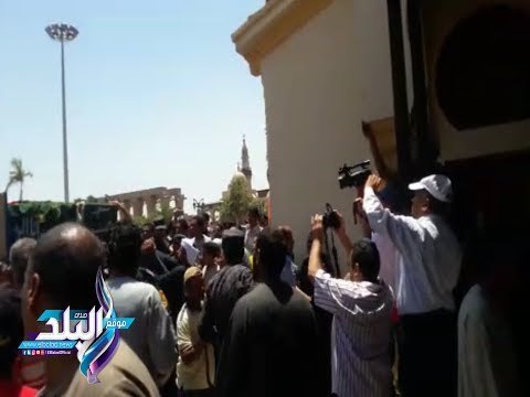 صدى البلد | محافظ الاقصريتقدم الجنازة العسكرية لشهيد الأرهاب بالعريش