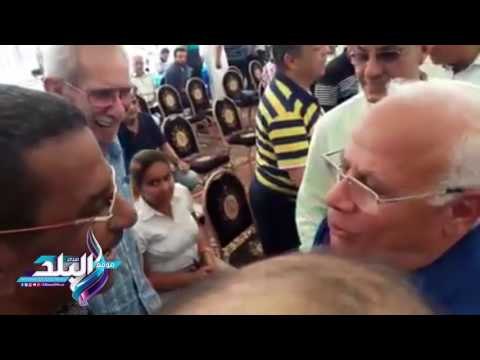 صدى البلد | محافظ بورسعيد يرفع شعار نعم للاستقرار في عمومية المصري