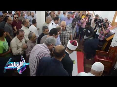 صدى البلد |المئات يؤدون صلاة الجنازة على جثمان رفعت السعيد بالمقطم