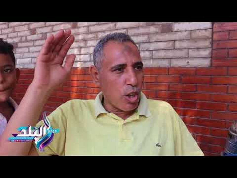 صدى البلد | سور مجرى العيون يتزين بجلود الأضاحي...