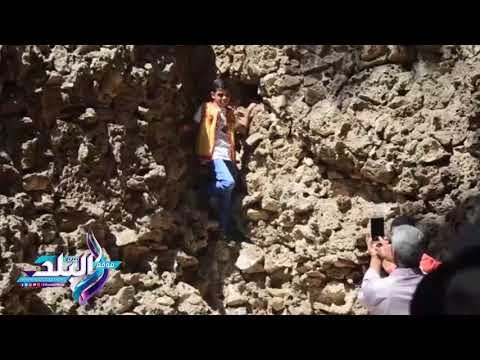 صدى البلد | اطفال يتسلقون جبلاية القرود بحديقة الحيوان