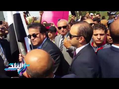 صدى البلد |وزير التعليم العالي يرفع علم الجمهورية بجامعة حلوان