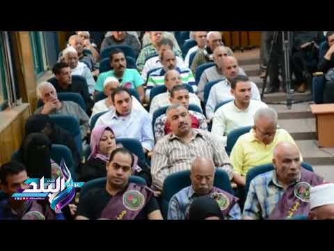 صدى البلد | محافظ القليوبية ورئيس جمعية المحاربين القدماء يكرمون أسر الشهداء والمصابين