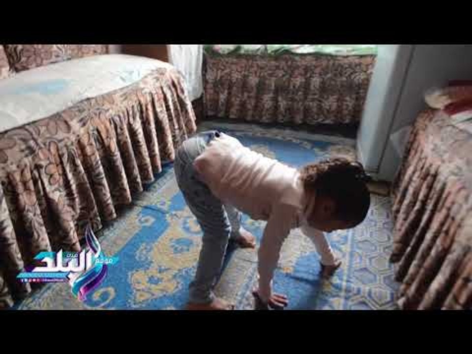 صدى البلد | "هدى" تعانى من ضمور فى المخ وتناشد المسئولين إنقاذها
