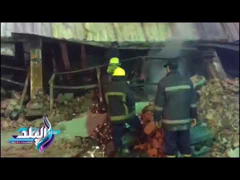 صدى البلد | الدفع بكشافات ومولد كهربائي لإنارة محيط حريق مخزن الكابلات بباب الشعرية