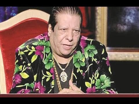 صدى البلد | لايفوتك.. سيارة شعبان عبد الرحيم «صورة طبق الأصل من ملابسه»