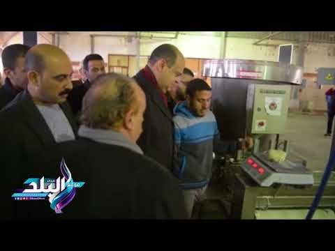 صدى البلد | محافظ مطروح يتفقد مجمع المخابز ويوجه بفتح منافذ توزيع جديدة