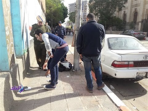 صدى البلد | شاهد لحظة تفكيك قنبلة امام الشهر العقارى بسوهاج