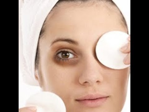 صدى البلد | نصائح هامة لأخفاء علامات تقدم البشرة والهالات السوداء باستخدام المكياج