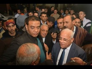 صدى البلد | جولة محافظ بورسعيد بحى المناخ ونقاشه مع المواطنين