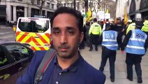 ARY Reporter Fareed Qureshi Is Beaten By The Indian Protester In London