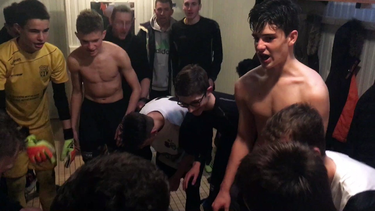 La victoire en chantant. U17B.