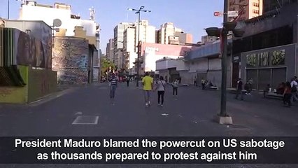 Venezuela remains virtually paralyzed day after blackout