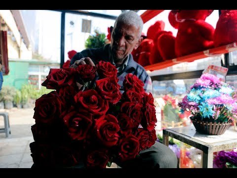 صدى البلد | في يوم عيد الحب تعرف على اسعار بوكيه الورد وانواعه