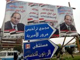 صدى البلد | لافتات الدعاية للمرشح عبدالفتاح السيسي تزين شوارع القاهرة