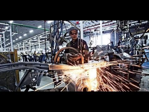 صدى البلد | وزير النقل: افتتاح خط الشاحناتMAZ يقلل الاستيراد ويوفر العملة الأجنبية