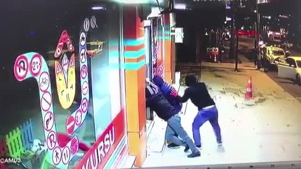 İstanbul- Arnavutköy'deki Lcd Televizyon Hırsızları Kamerada