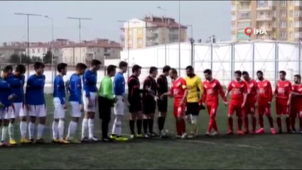 Baba ve oğlu aynı takımda forma giyiyor