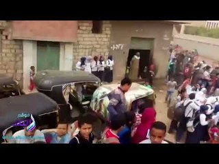 صدى البلد | فى اليوم الأخير للعرس الانتخابي مسيرات طلابية فى شوارع قرية الشيخ فضل