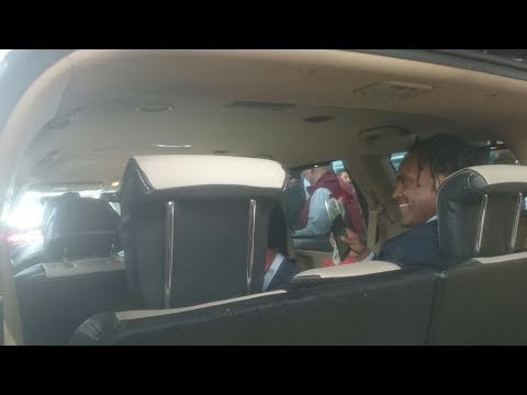 صدى البلد | لحظة وصول كأس العالم والوفد المرافق له إلى مطار القاهرة