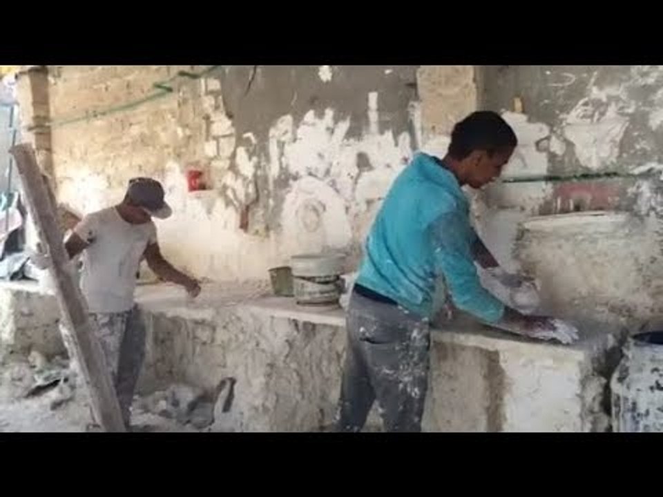 صدى البلد |  عمال لــ «صدى البلد»: «قوالب الجبس» بلا معاشات أو تأمينات