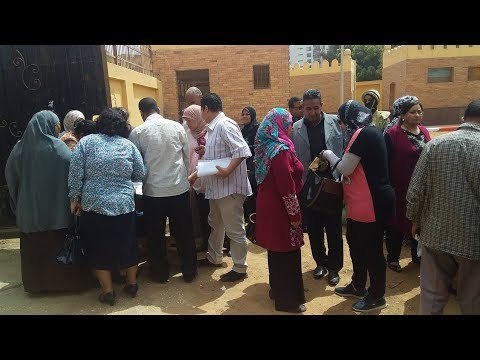 صدى البلد | زحام شديد أمام لجان الإنتخابات الرئاسية بسوهاج