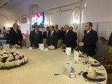 صدى البلد | «السويدي» يهدي رئيس البرلمان العراقي درع « دعم مصر»