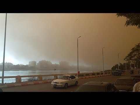 صدى البلد | عاصفة ترابية تجتاح قري ومدن سوهاج