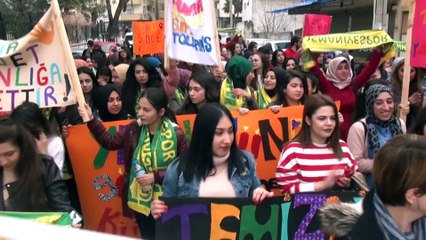 Kadın taraftarlardan ‘Şiddete Hayır’ yürüyüşü - OSMANİYE