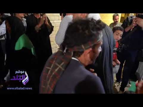 صدى البلد | الألعاب والحلوى تجذب الأطفال بالليلة الختامية لمولد السيدة زينب