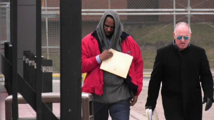 Il rapper R. Kelly è (di nuovo) fuori di prigione