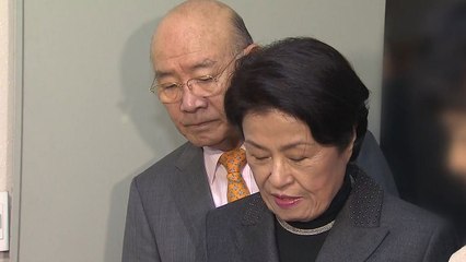 23년 만에 광주 법정에...이순자 동석 / YTN