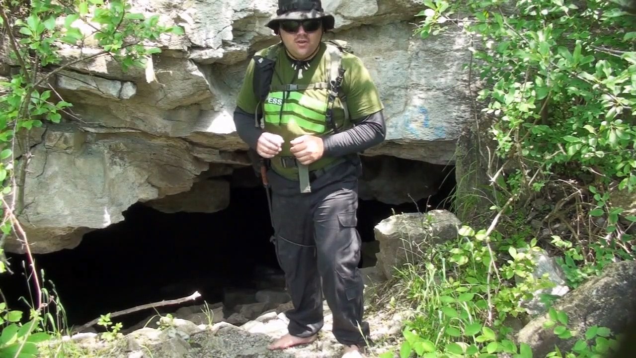 Visiting the Queenston Mines