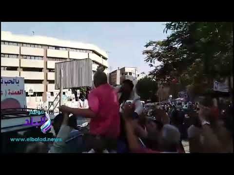 صدى البلد |جواء احتفالية بانتخابات العمال..رقص على الأغاني الوطنية لمرشحي «أخبار اليوم