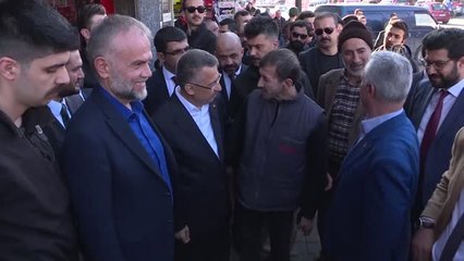Cumhurbaşkanı Yardımcısı Oktay, Çekmeköy'de Esnafı Ziyaret Etti